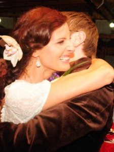 523262_3677399537956_114165034_n